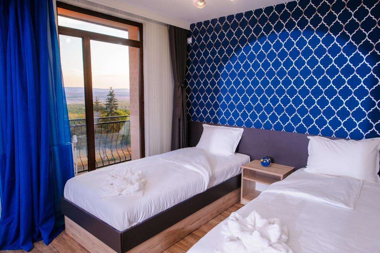 Пиргуля Hotel Miladinovtsi Exterior photo